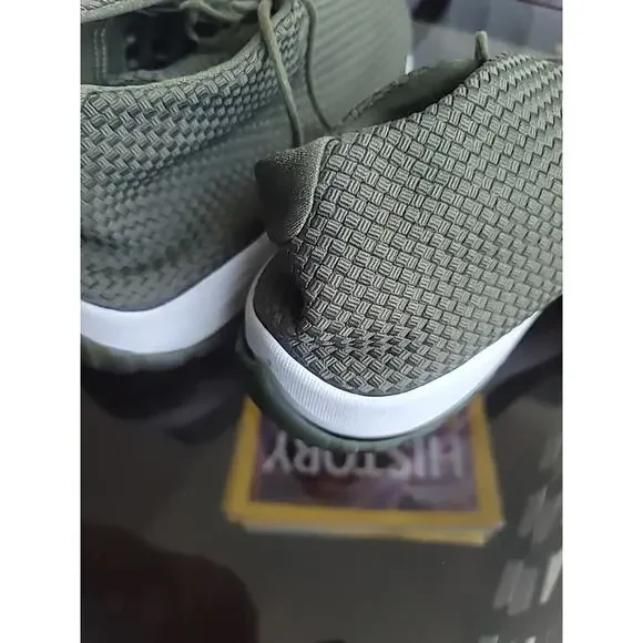 Air Jordan Mens Future Low Iguana Green Sz 15 Metallic Gold Basketball Shoe Nike - Picture 15 of 15